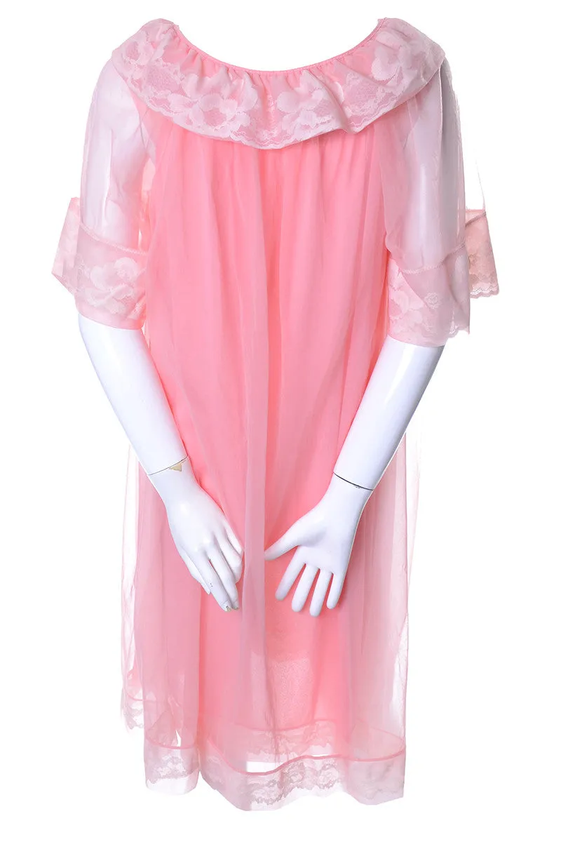 1970's Vintage Pink Peignoir Robe and Nightgown Set With Lace Trim