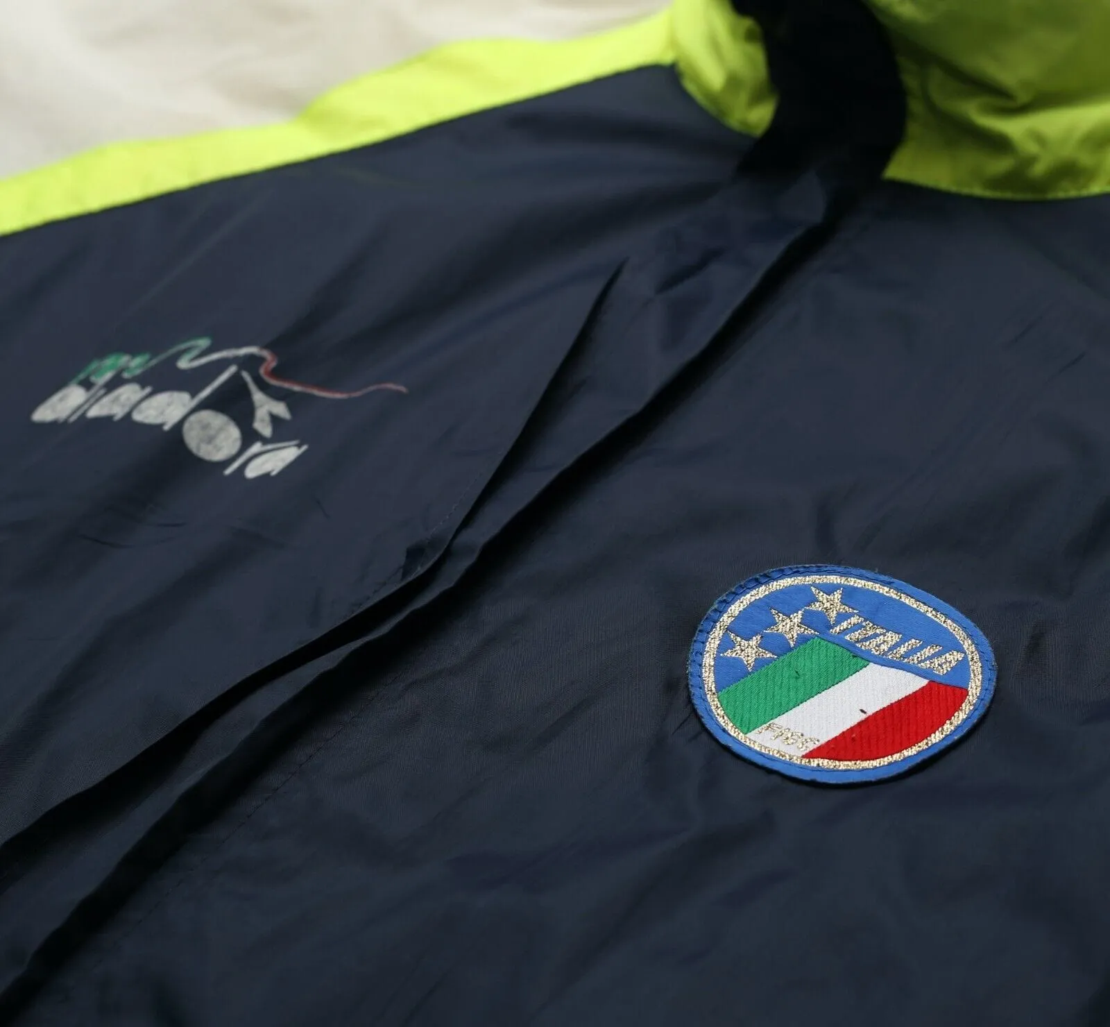 1990/92 ITALY Vintage Diadora Rain Coat Jacket Windbreaker (XL)