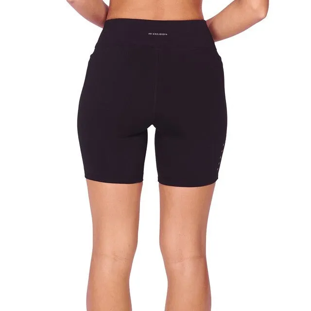 abi and joseph Endurance Dual Pocket Mid-Thigh Tight | V2 | Black