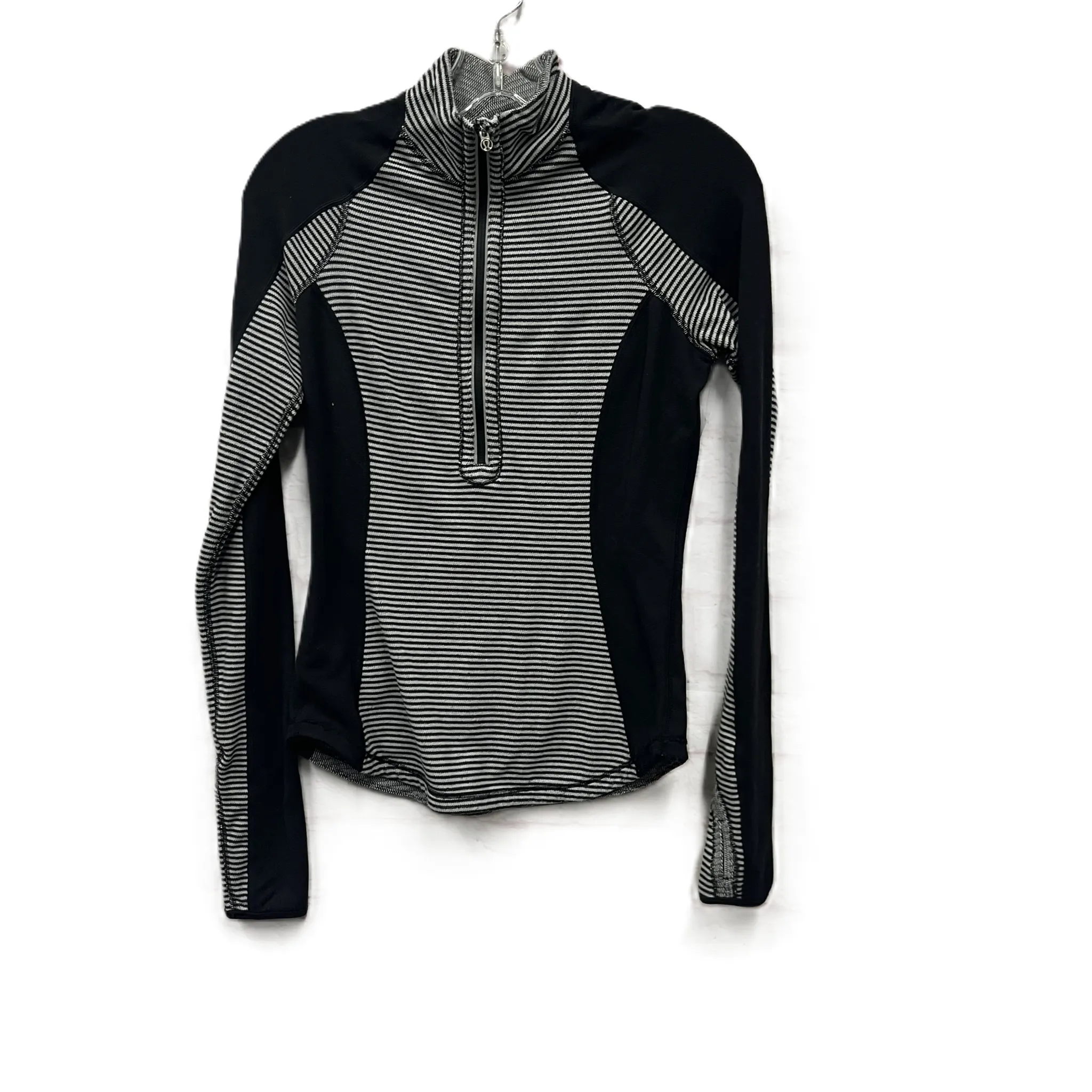 Athletic Top Long Sleeve Collar By Lululemon In Black & Grey, Size: S