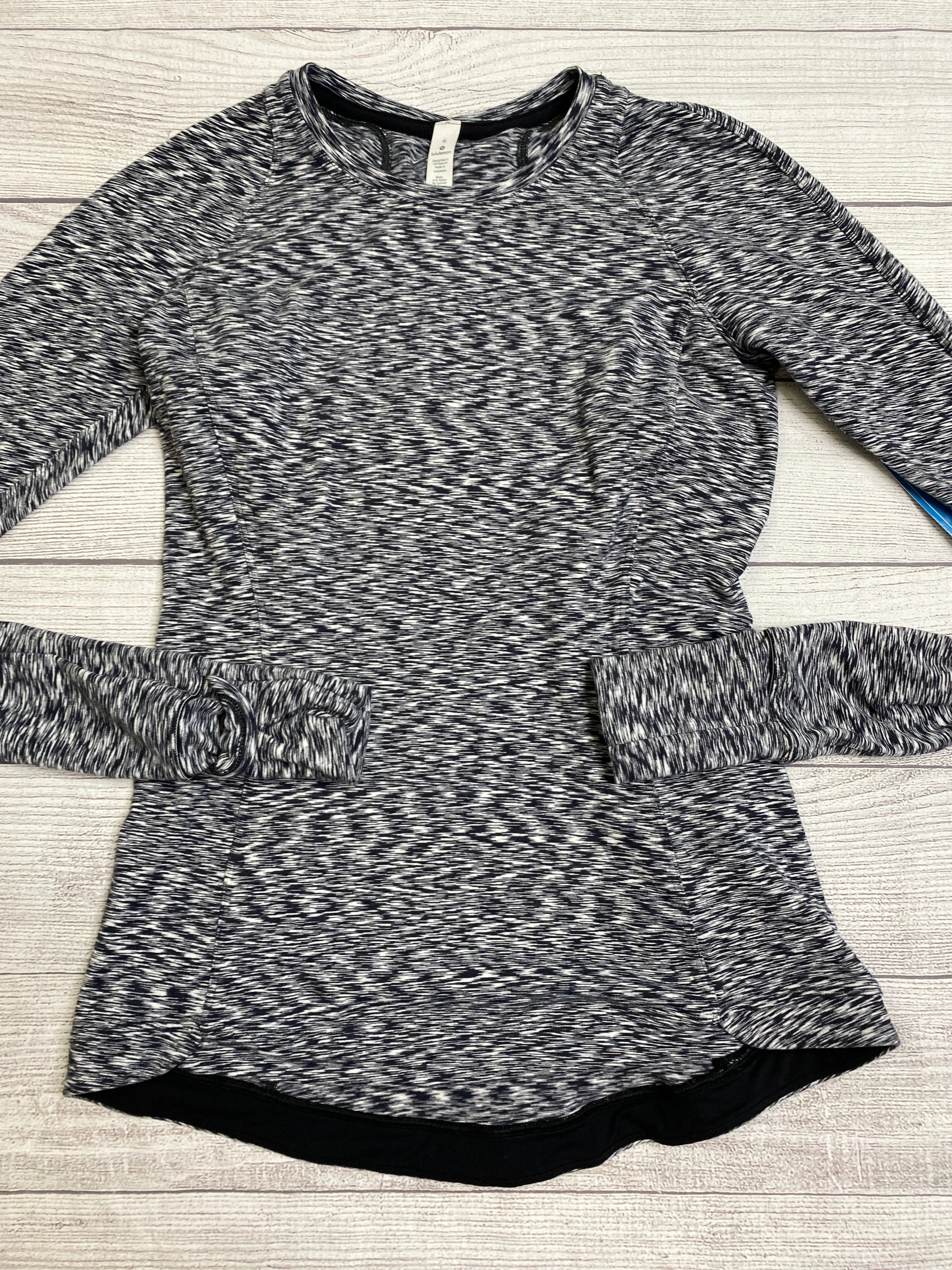 Athletic Top Long Sleeve Collar By Lululemon  Size: S