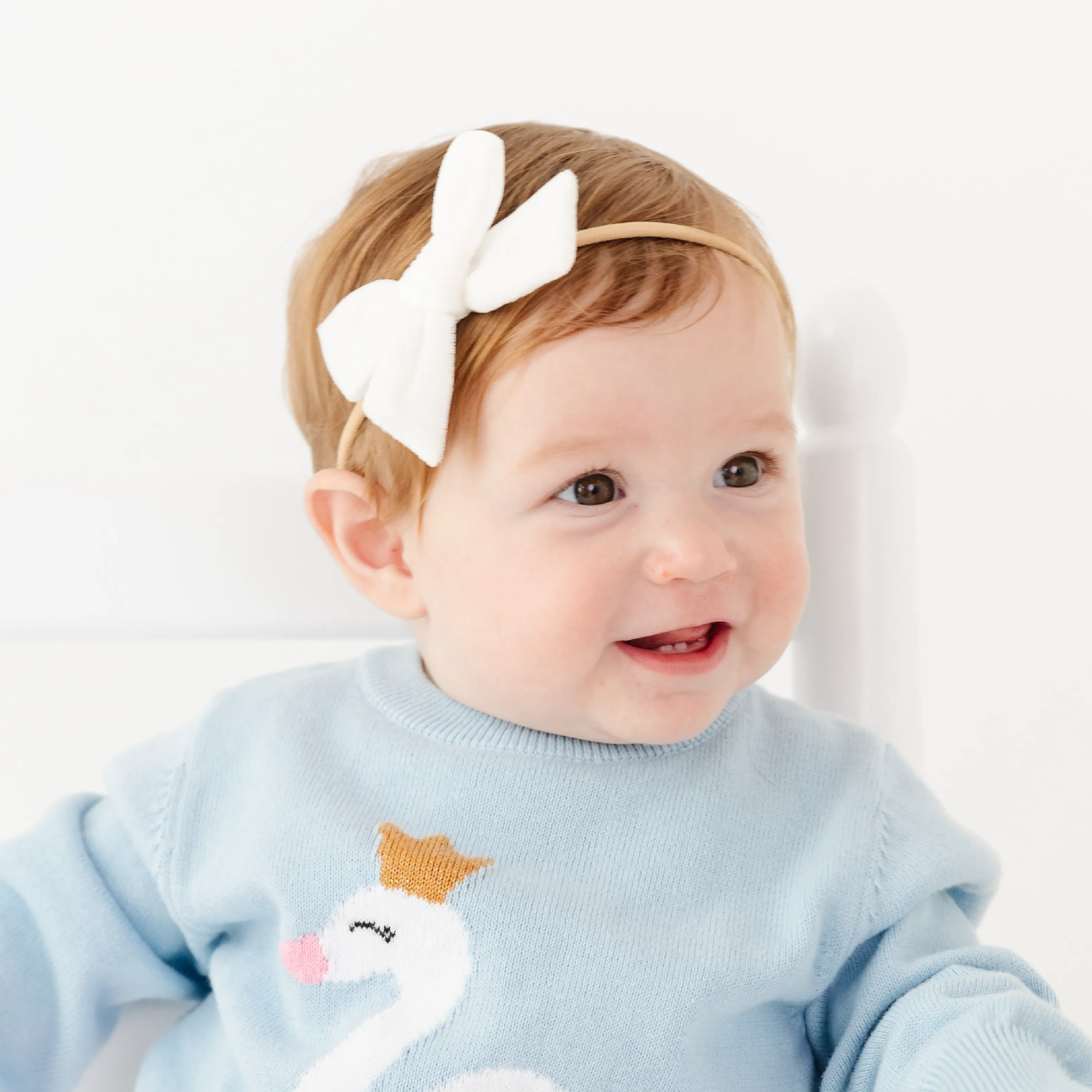 Baby Bow - White Velvet