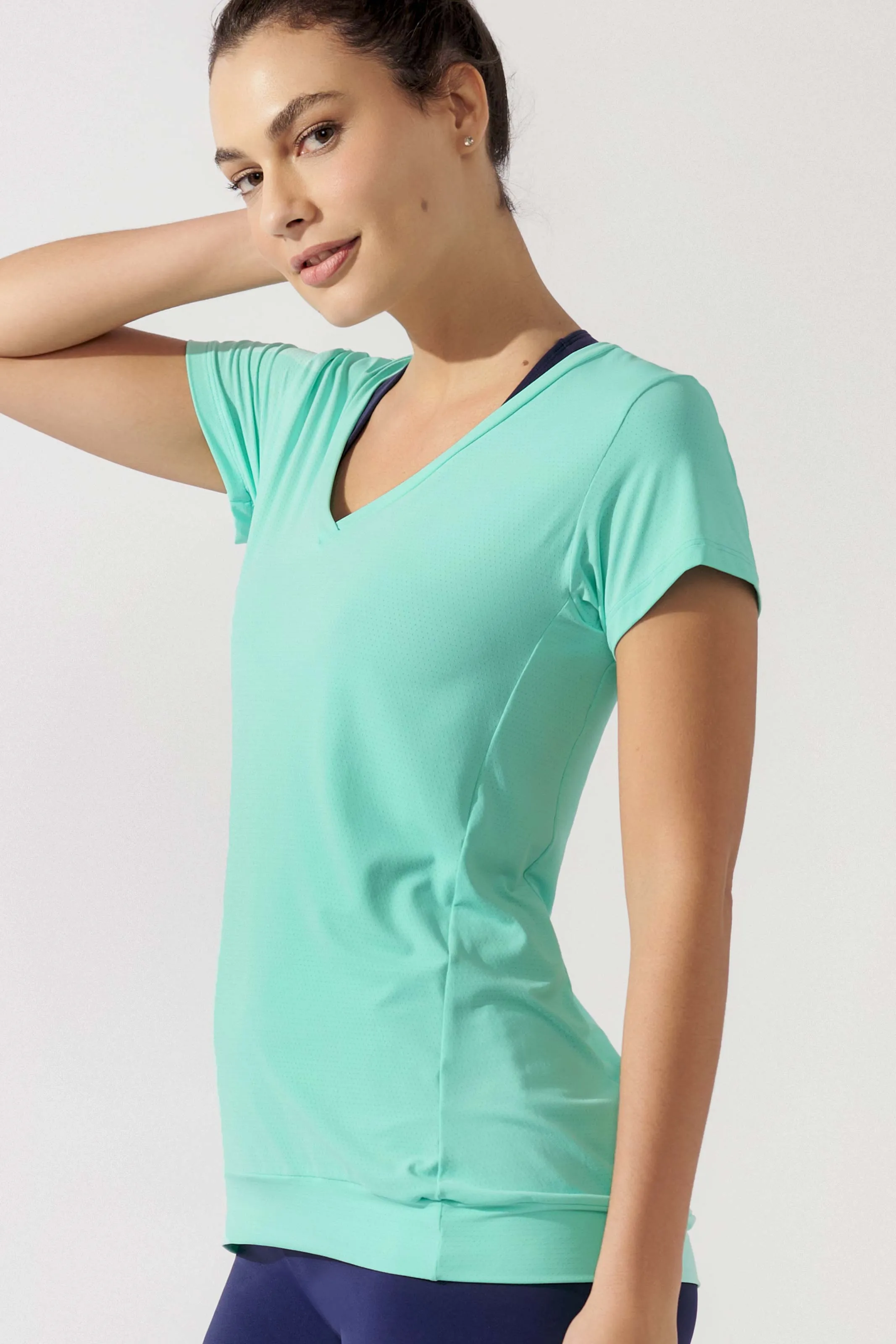 Blusa com Gola V Turquesa