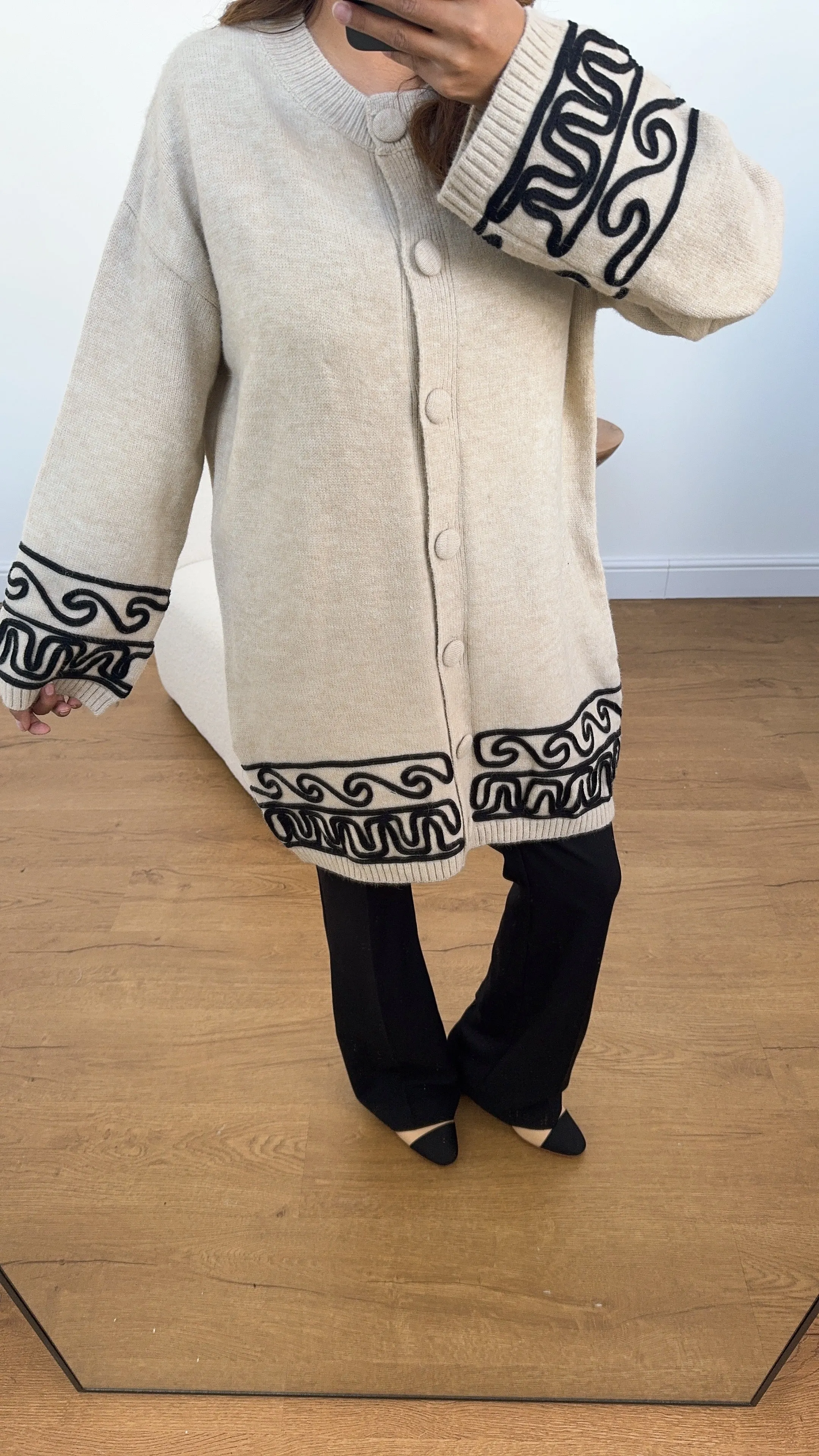 camila cardigan in beige