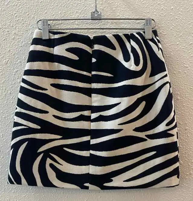 Celine black and ivory Size 36 Skirt