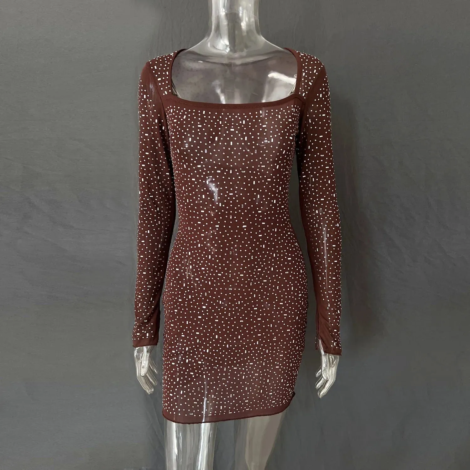 Chic Sequin Party Dress: Alluring Sheath Style with Long Sleeves and Dazzling Diamond Embellishments