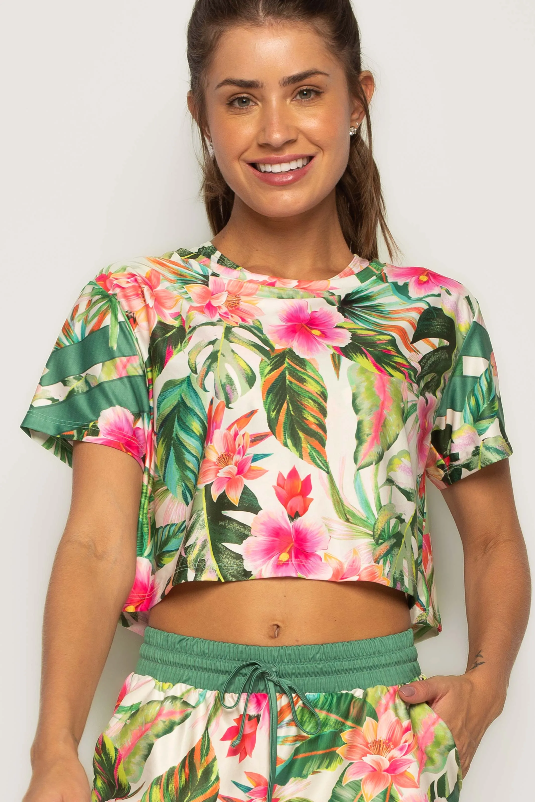 Cropped T-Shirt Paraíso Tropical