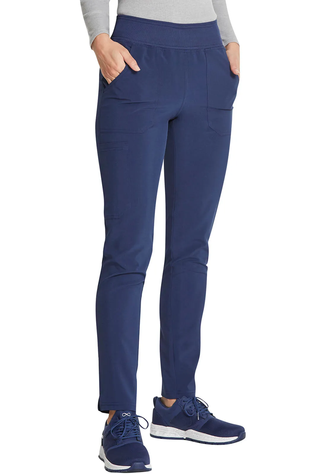 EDS Essentials - Mid Rise Tapered Leg Pull-on Pant