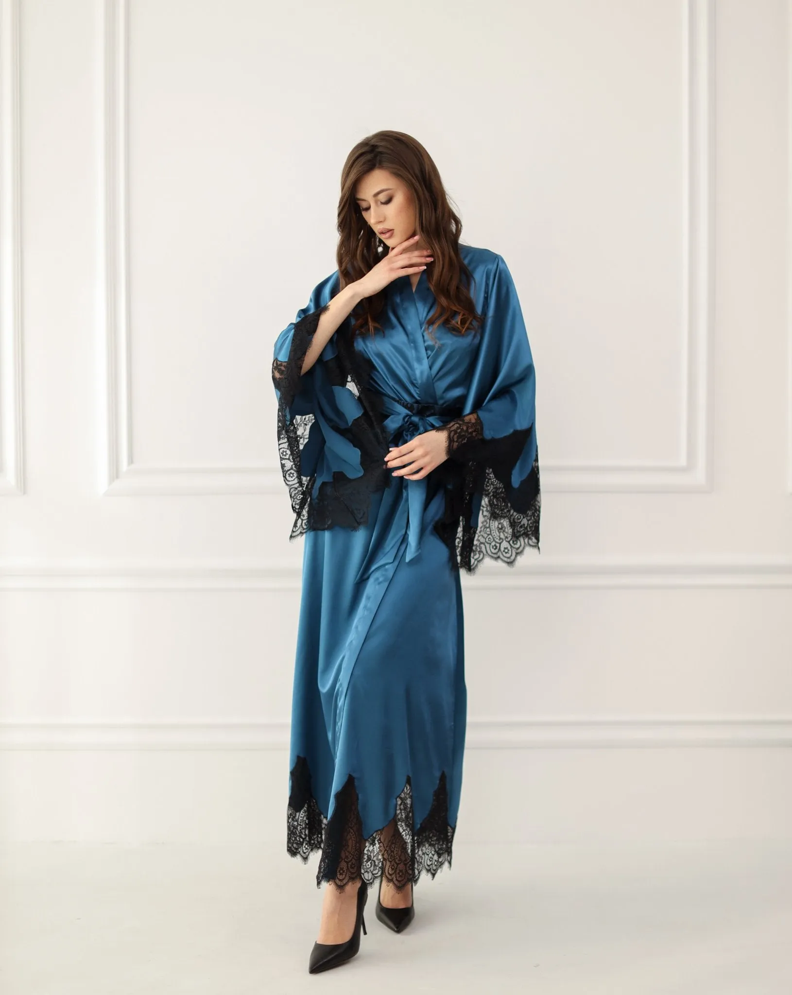 Glam Old Hollywood Robe