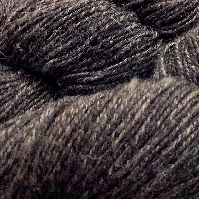 Hand Maiden Fine Yarns Flaxen