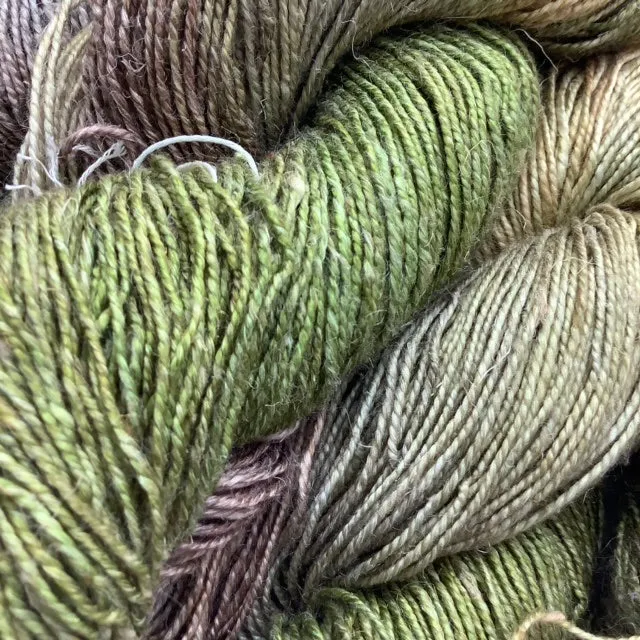 Hand Maiden Fine Yarns Flaxen