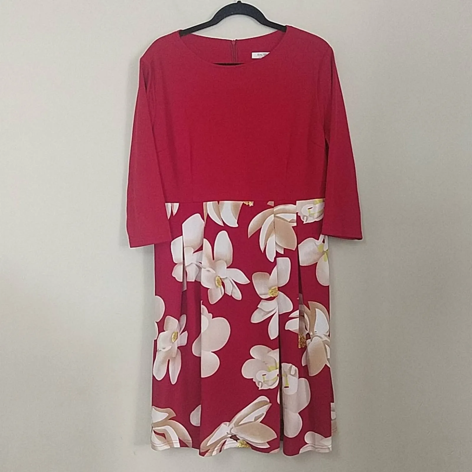 Haute Edition Retro Red Floral Knee Length Dress