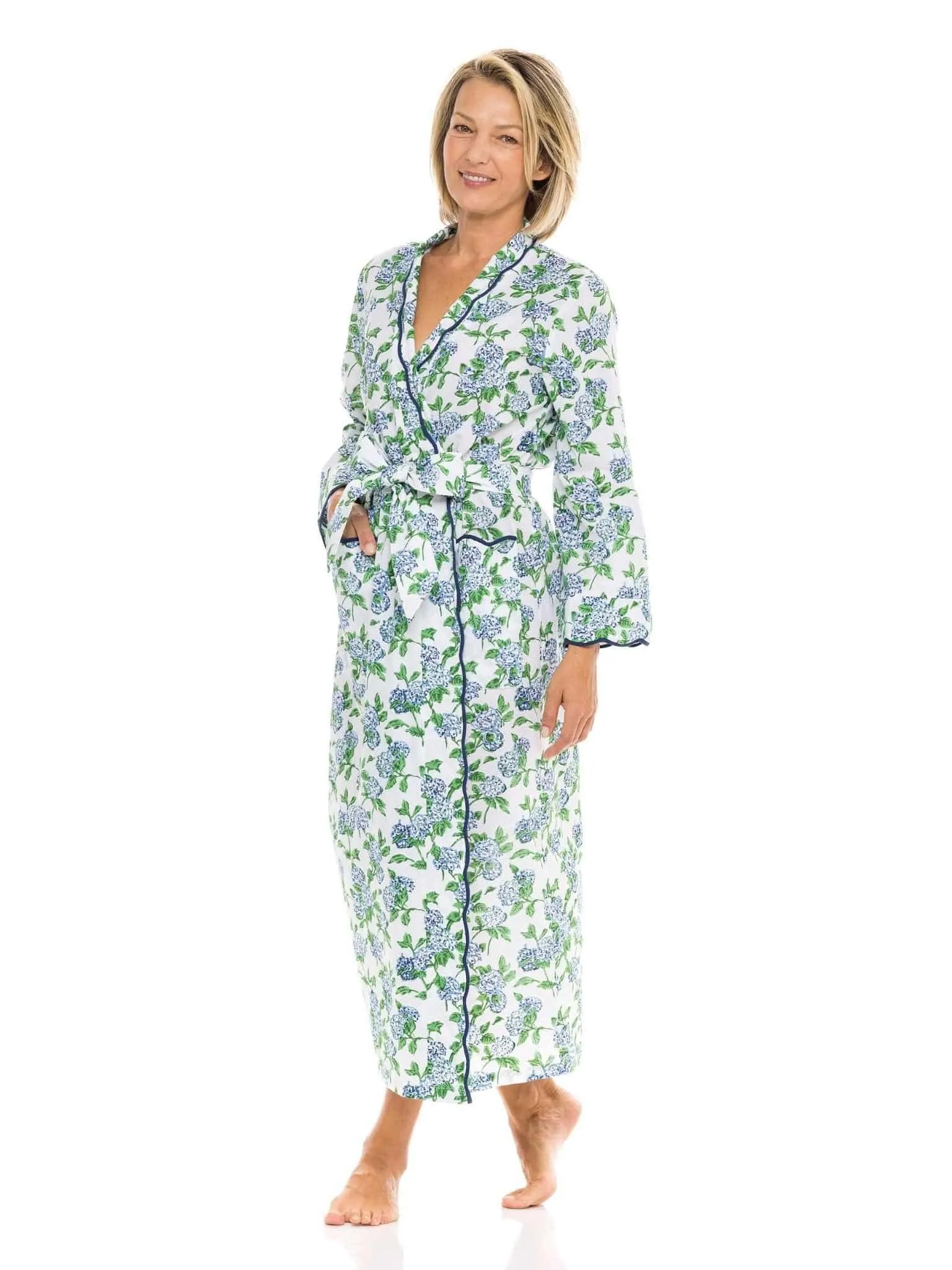 Hydrangea Classic Robe with Scalloping