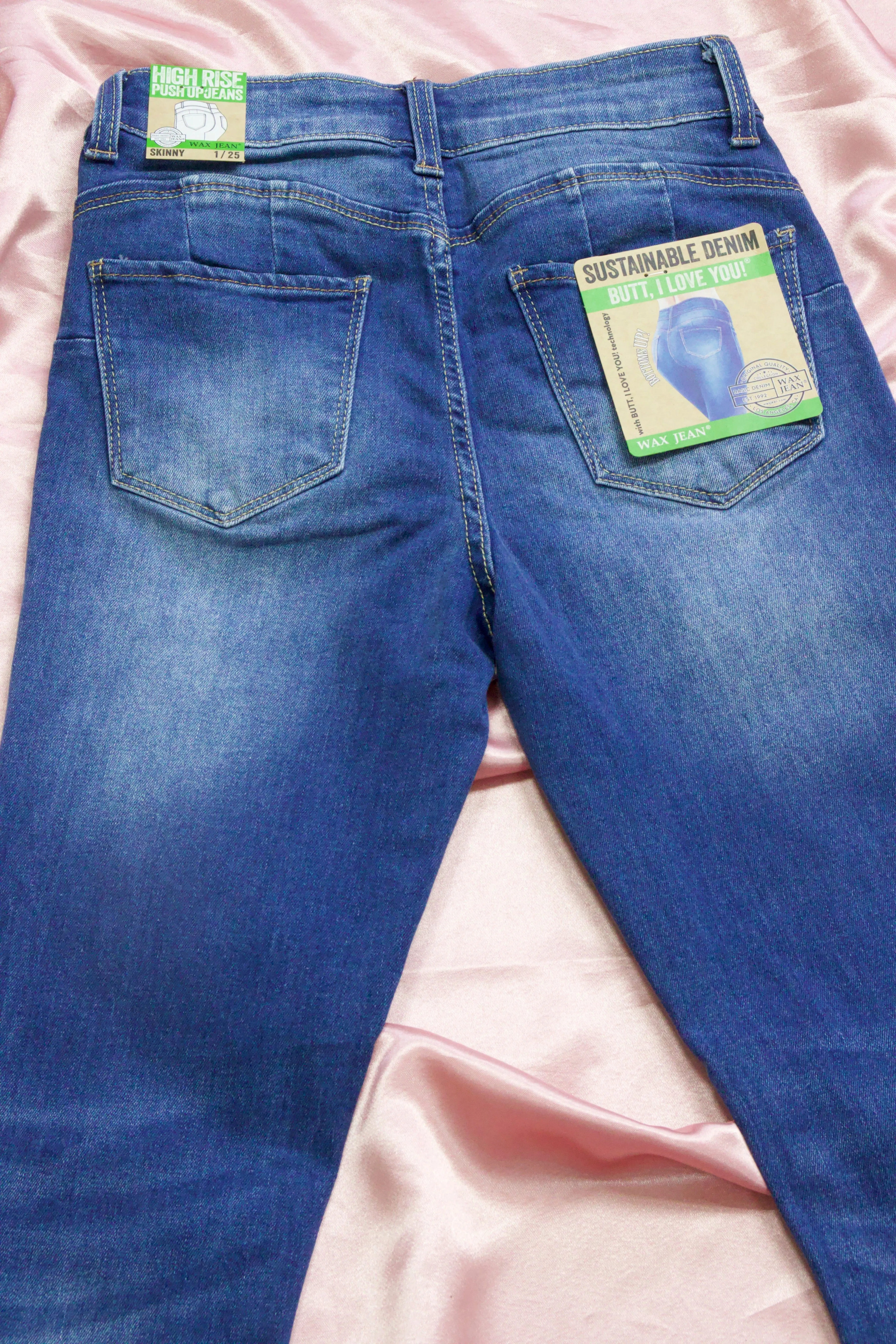 JEANS ESTILO SKINNY LISOS SUSTENTABLE 90501