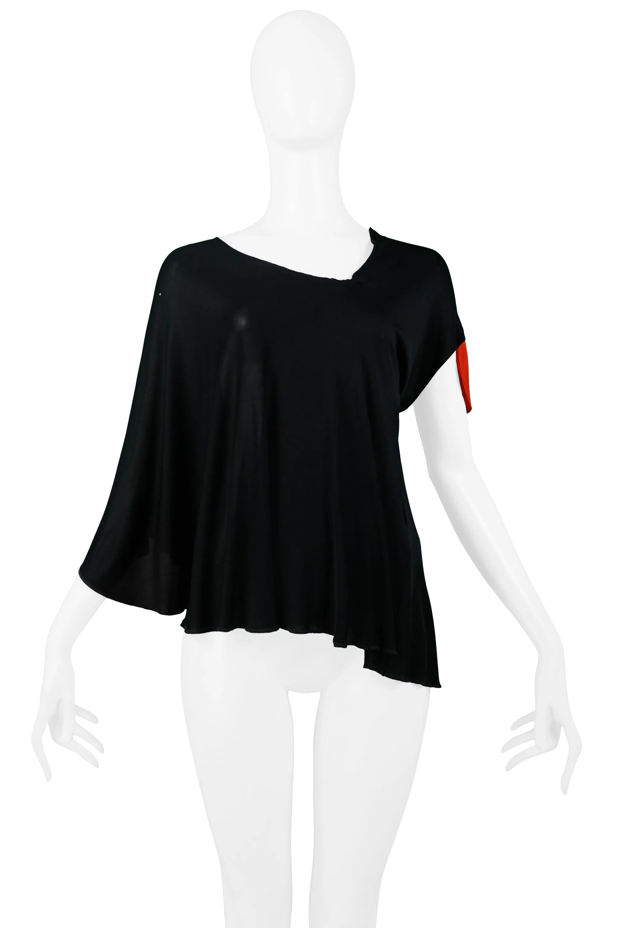 MARGIELA BLACK & RED TARGET SLEEVE TOP