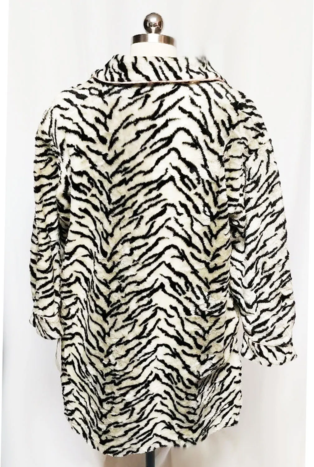 *NEW OLD STOCK - VINTAGE STAN HERMAN FURRY ZEBRA ROBE - NEW WITH TAG