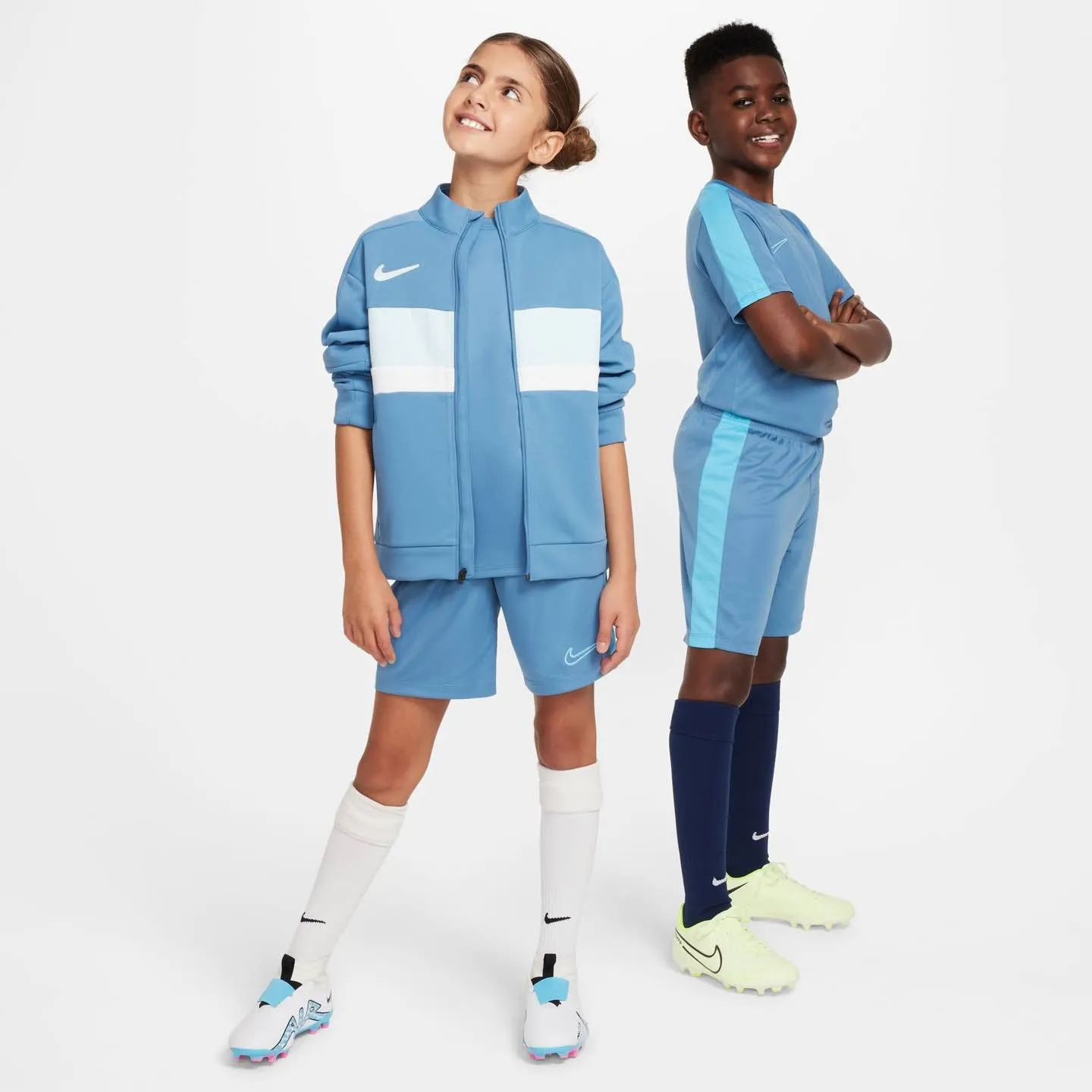 Nike Dri-FIT Academy23 Youth