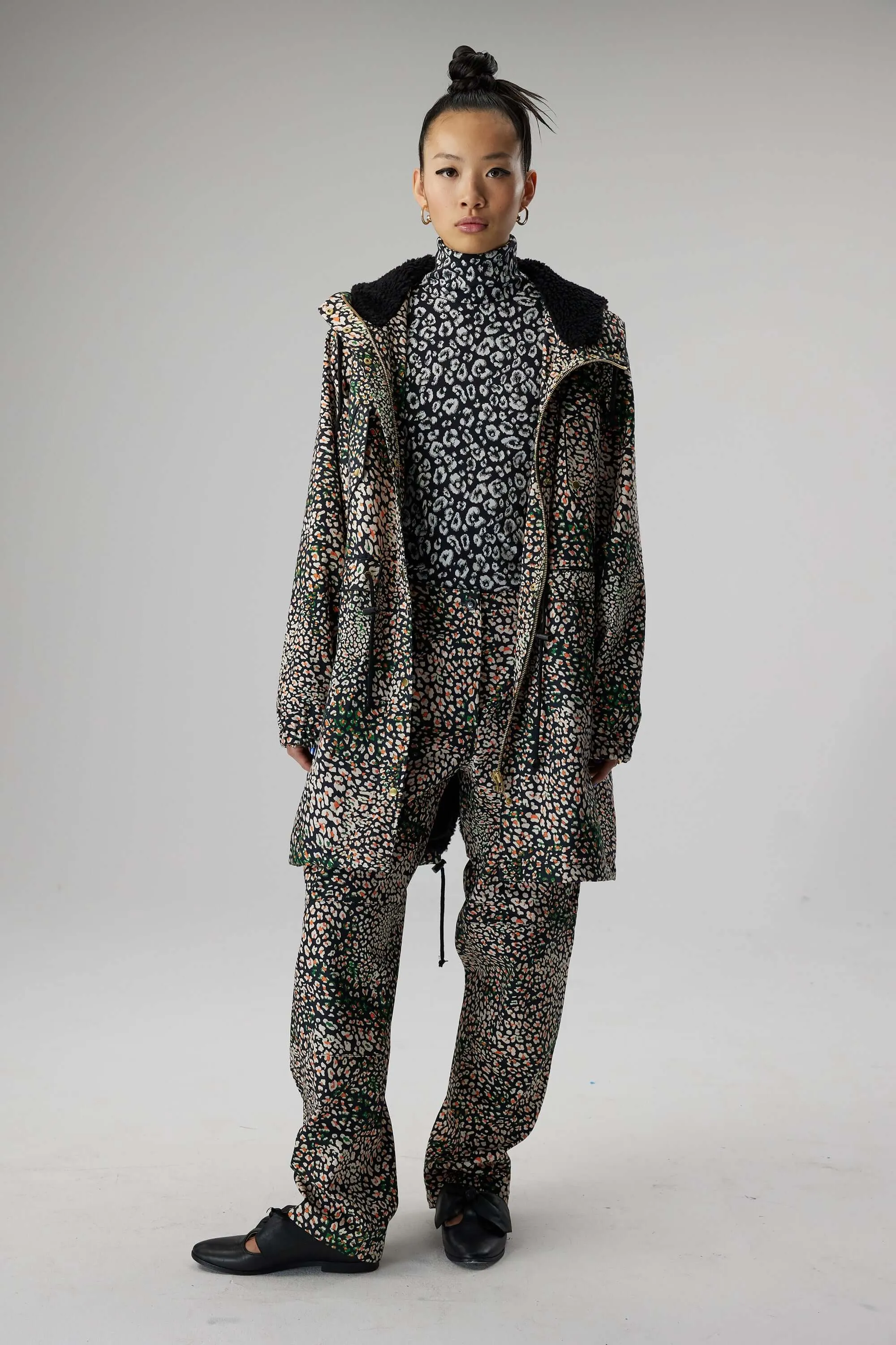 Onur parka in wild Leopard print