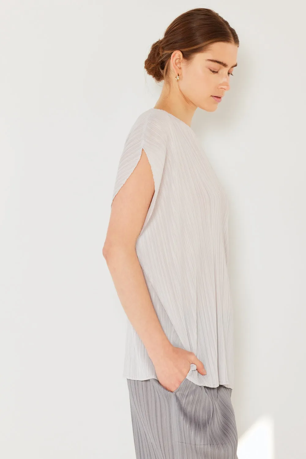 Ribbed Pleated Oversized Dolman Sleeve Top