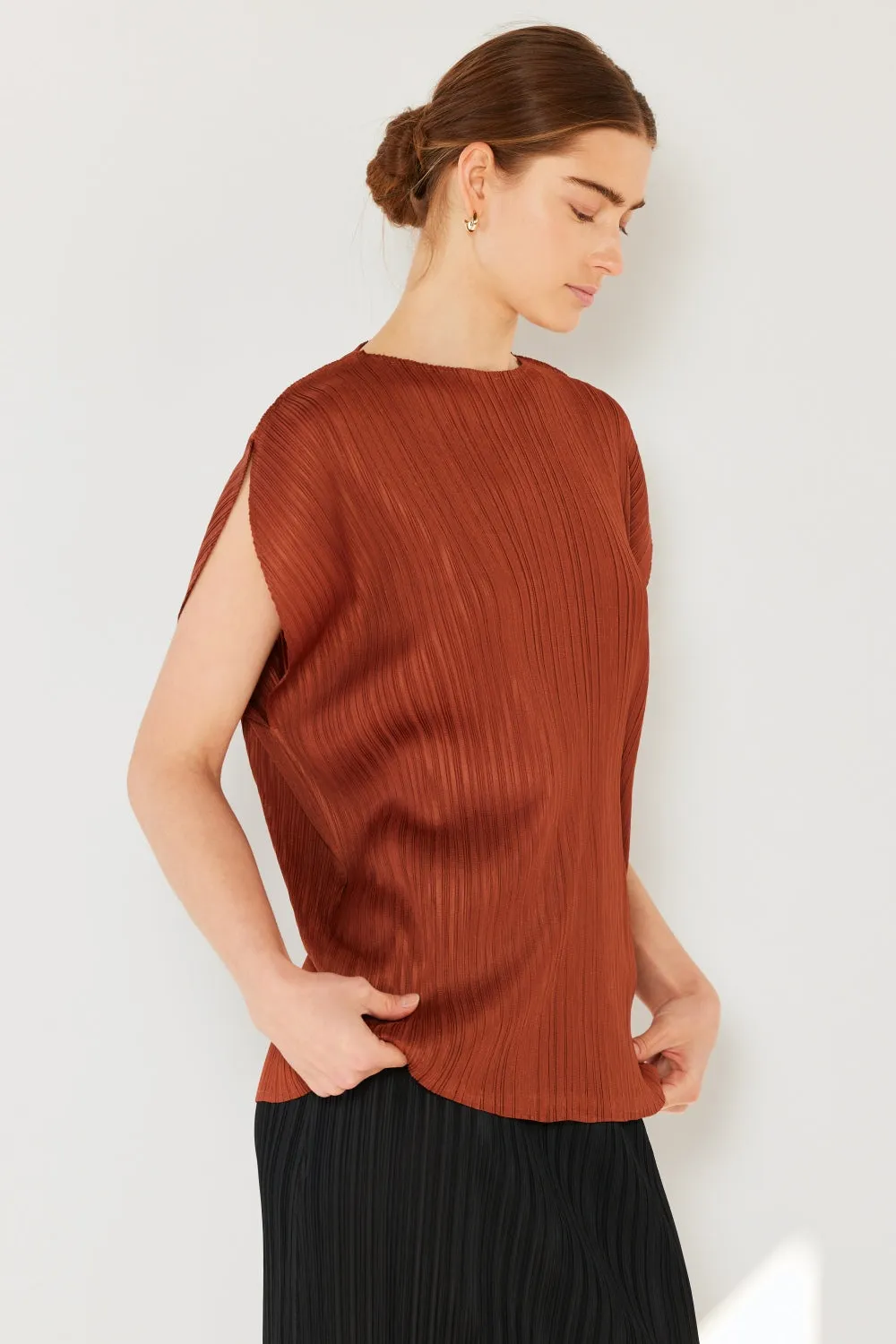 Ribbed Pleated Oversized Dolman Sleeve Top