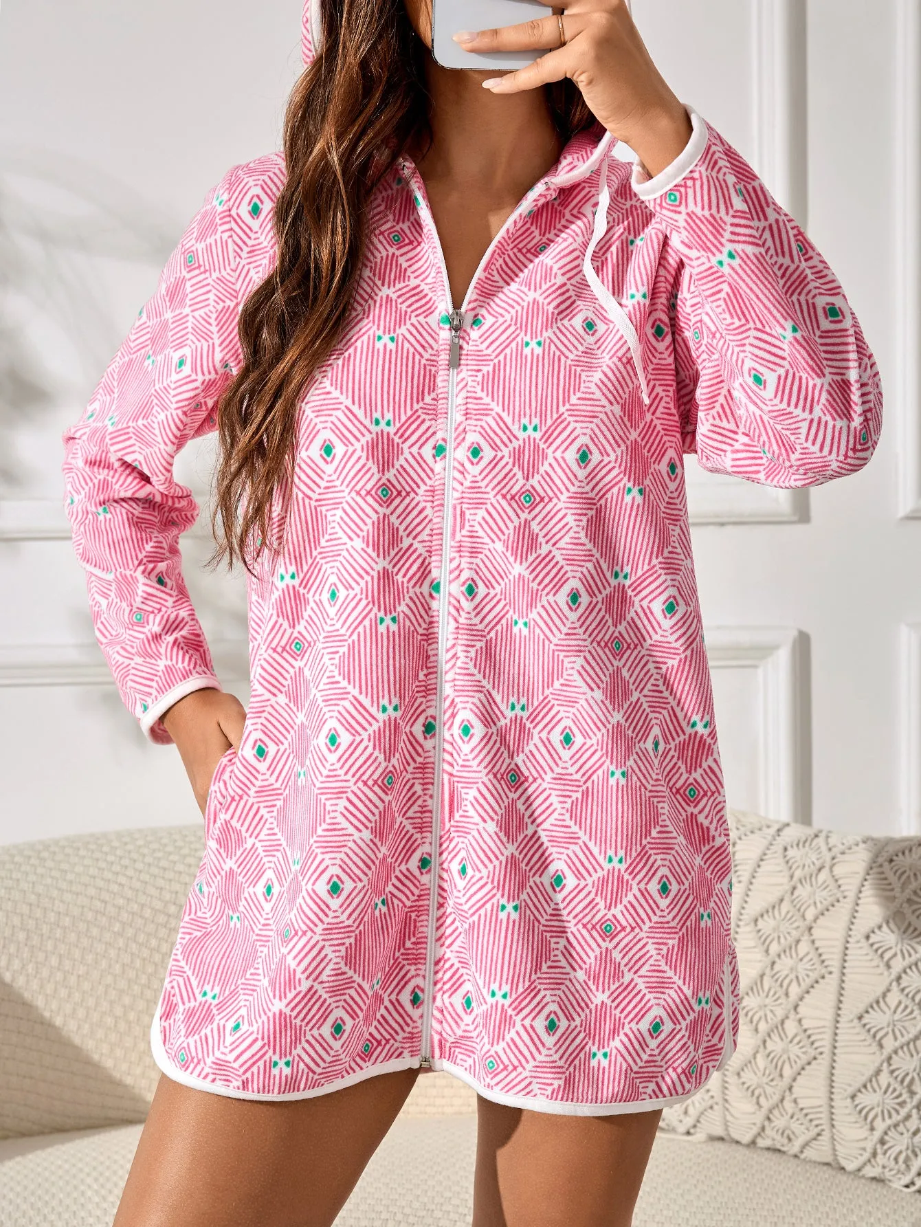 Richie House Casual Nights Women's Summer Print Bathrobe Zip Up Long Sleeve Sleepwear Dress RHW4094