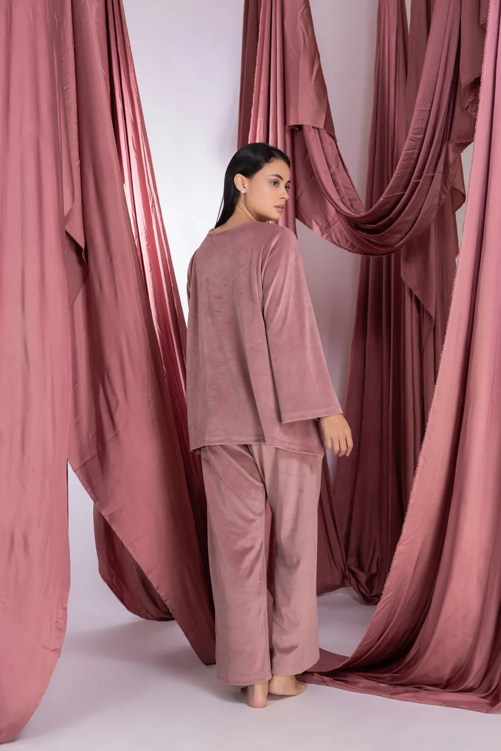 Salmon Pink Velvet Lounger