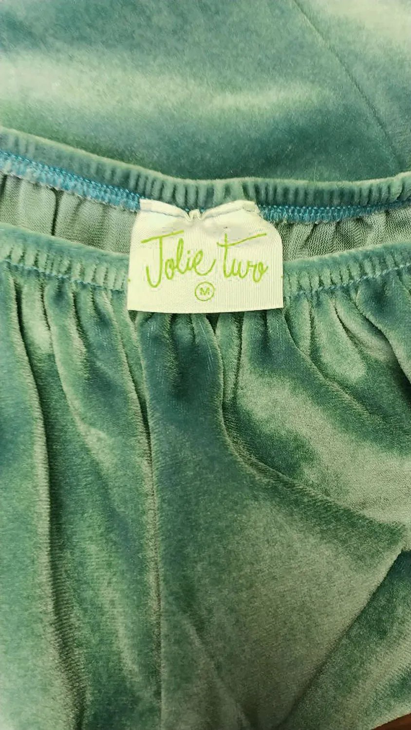 *VINTAGE JOLIE TWO VELOUR DRESSING GOWN / NIGHTGOWN / LOUNGE WEAR IN A LUSCIOUS SHADE OF SEA GODDESS