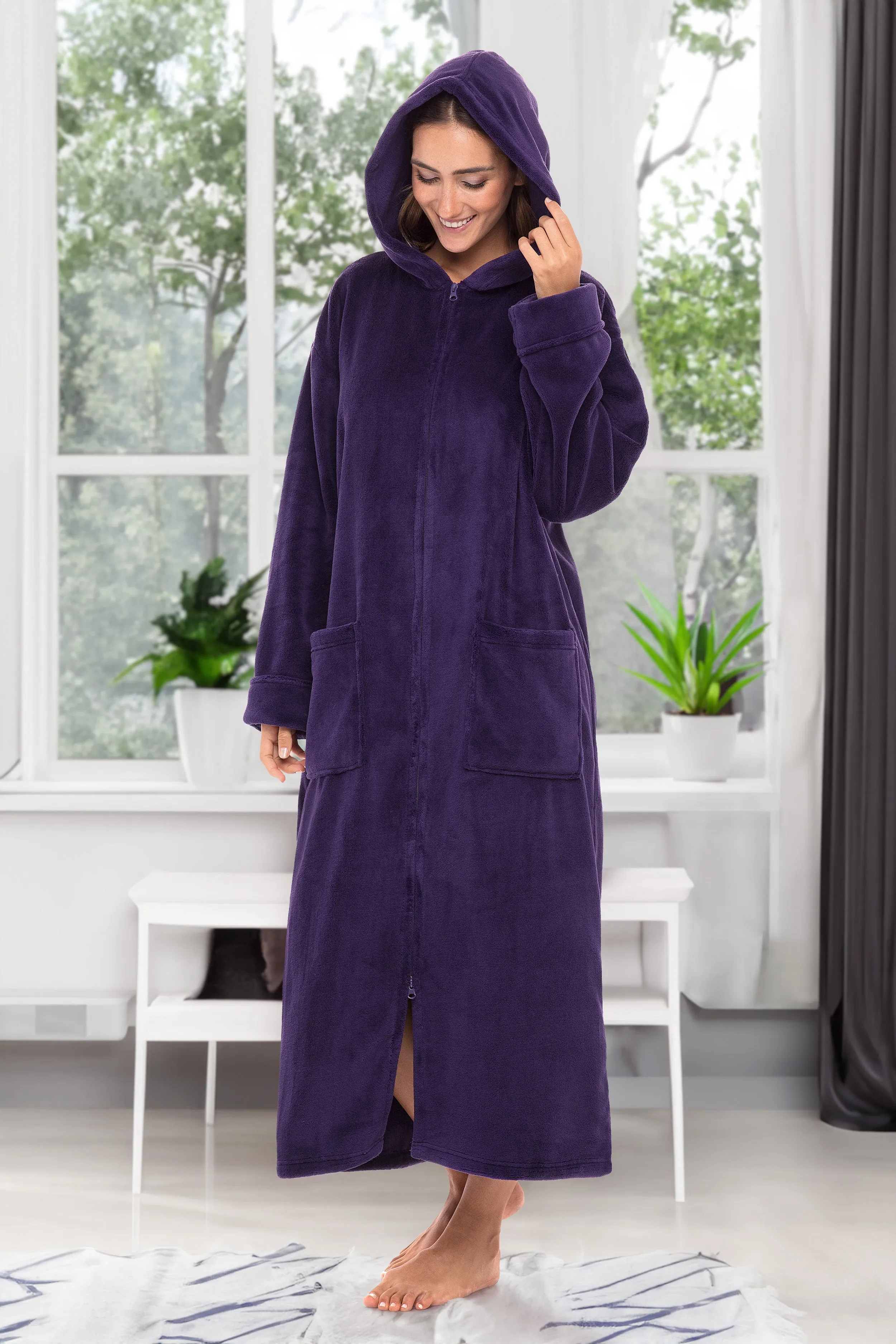 Women's Zip Up Fleece Robe with Hood, Oversized Hooded Bathrobe with Two Way Zipper