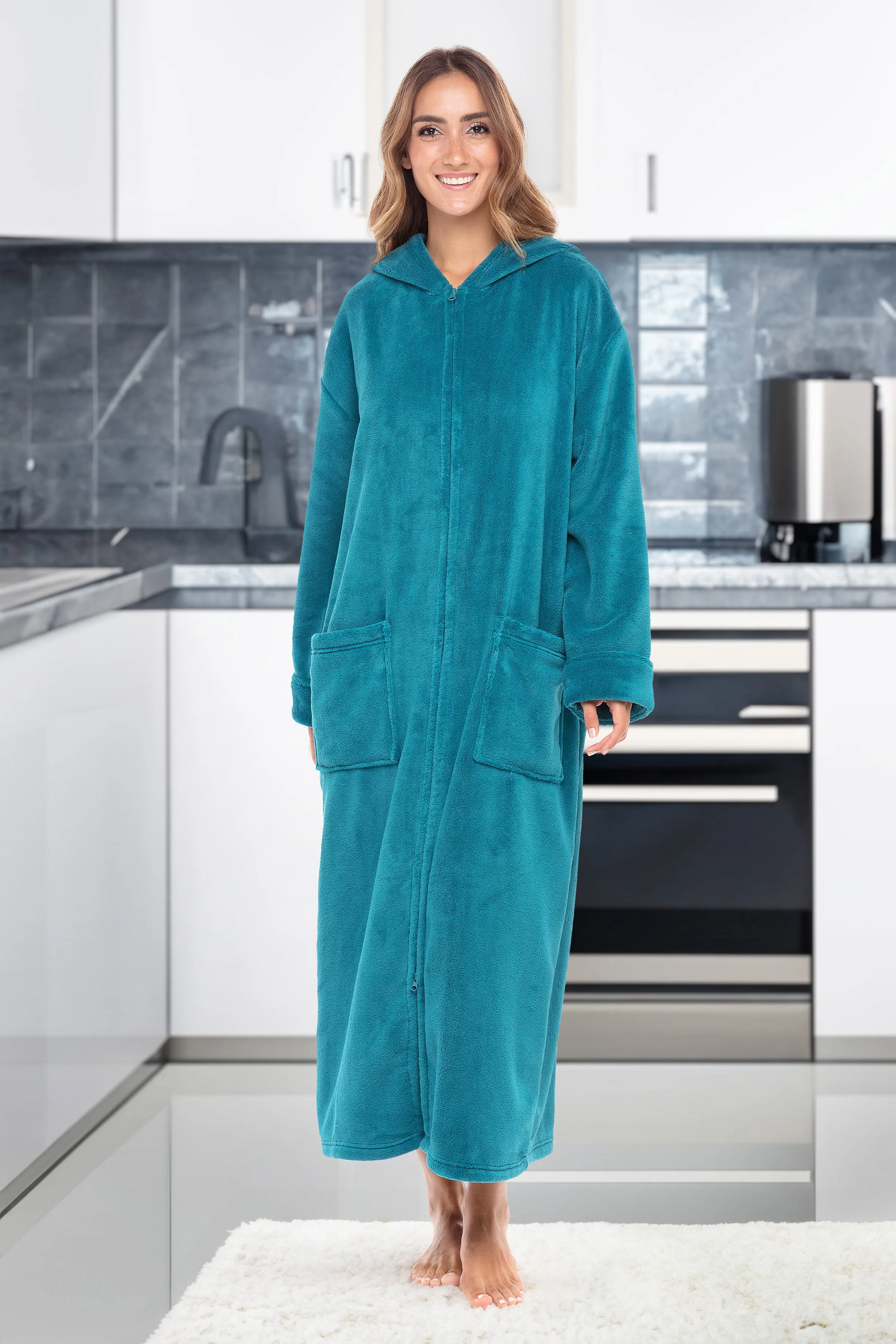 Women's Zip Up Fleece Robe with Hood, Oversized Hooded Bathrobe with Two Way Zipper