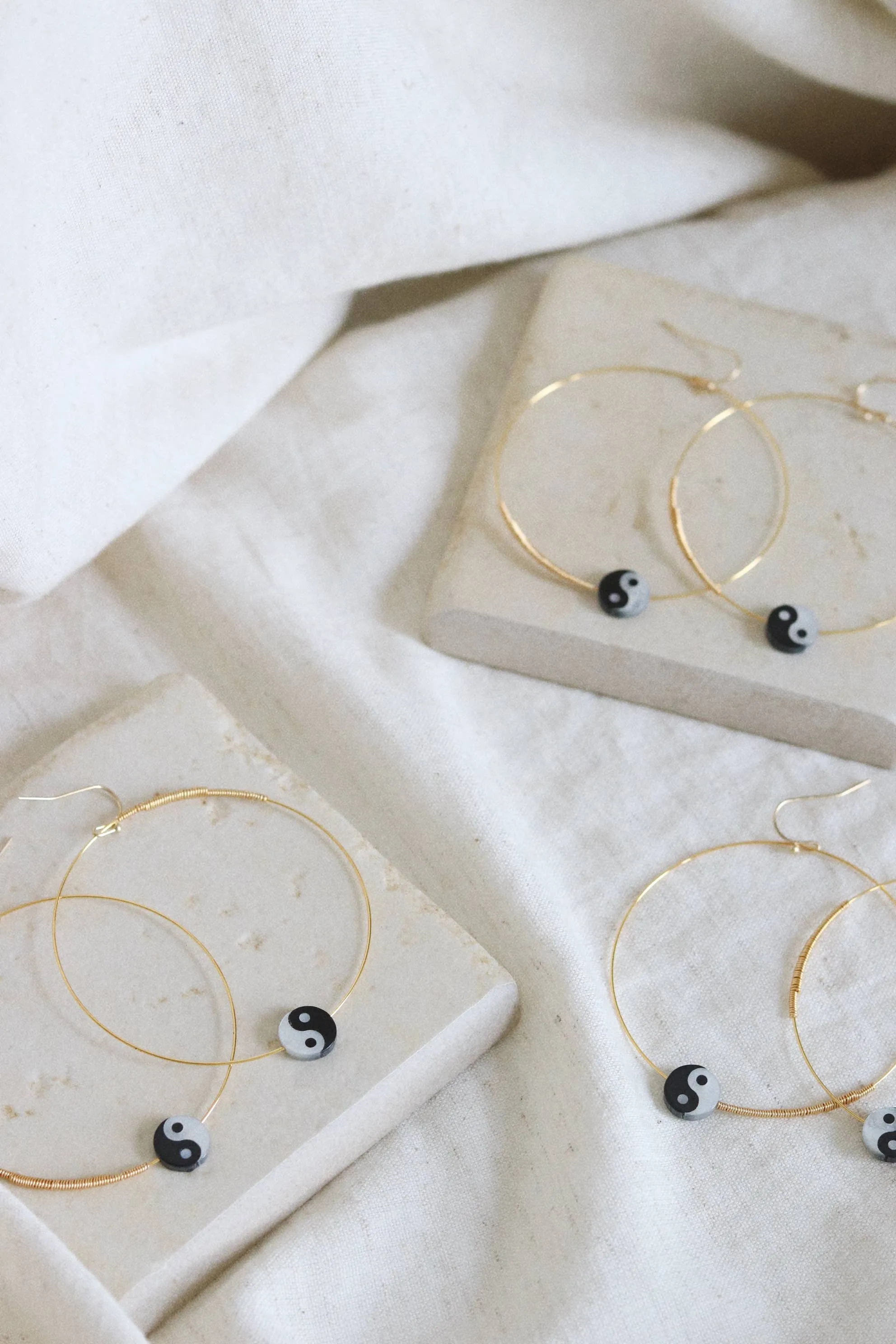 YIN YANG HOOPS